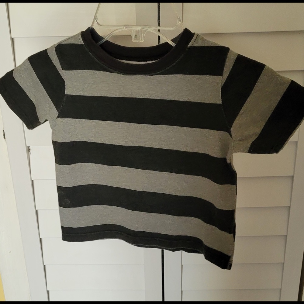 Brand:garanimals 
 size:24m 
 color: black,grey